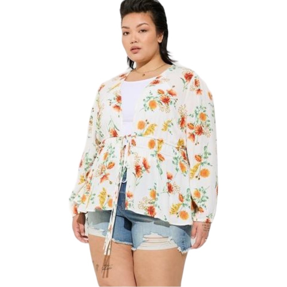 Size 3: Torrid Torrid Floral Washable Gauze Tie Front Kimono - Picture 4 of 7